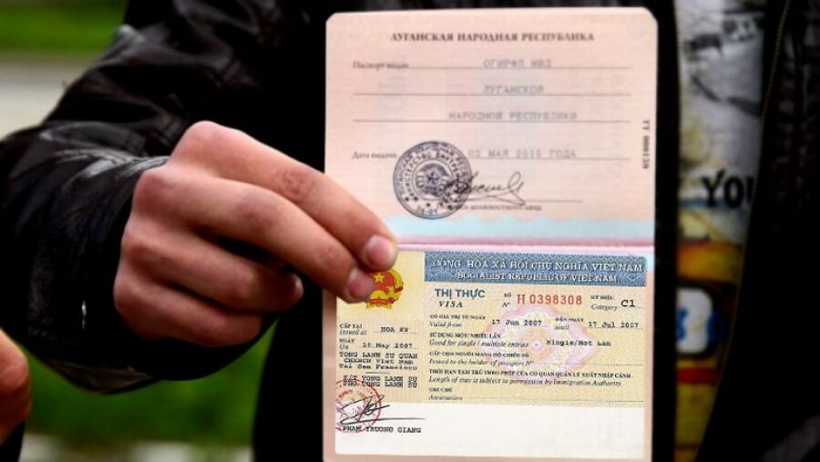 Which websites of Vietnam Visa Online foreigners should choose