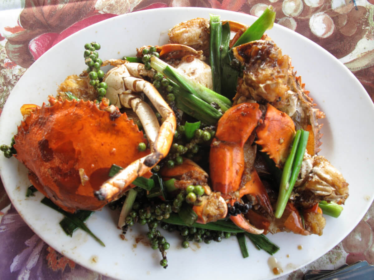 Kdam chaa – cua rán tiêu xanh
