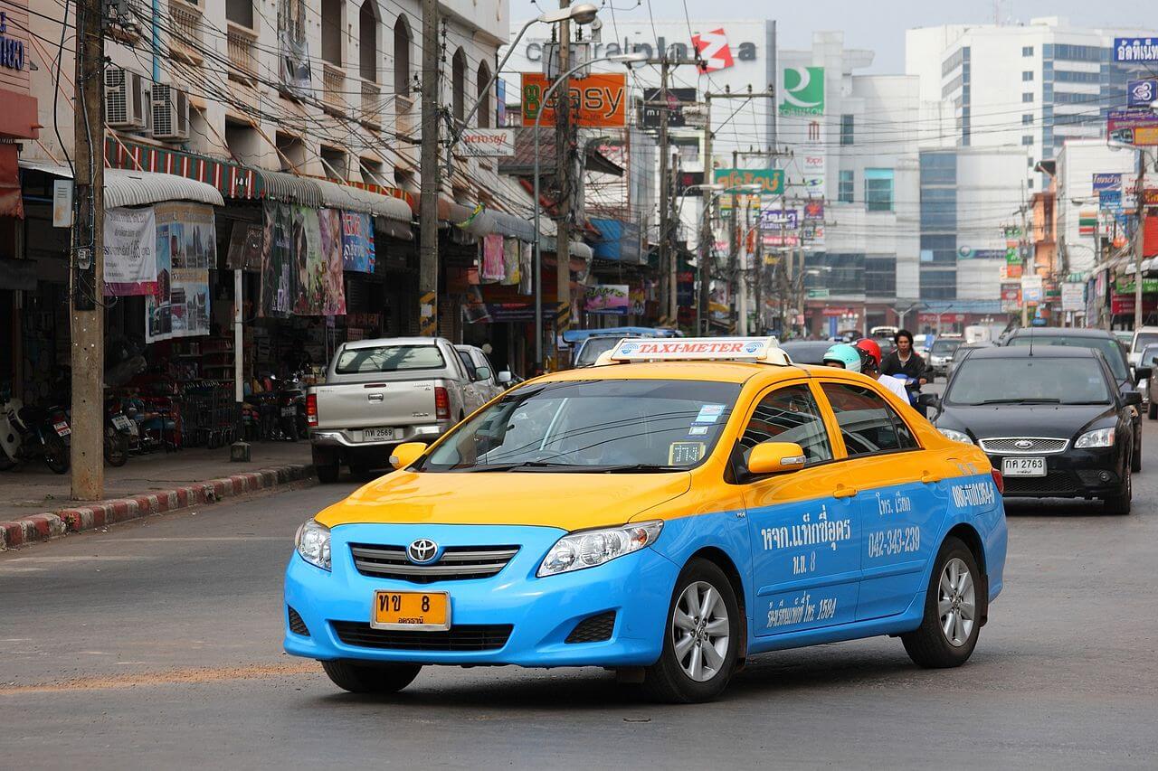 Đi taxi ở Bangkok
