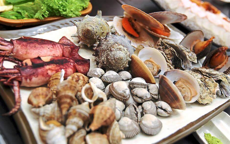 Thưởng thức các loại hải sản tươi ngon khi du lịch Đảo Điệp Sơn