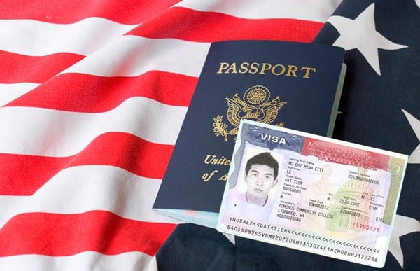 Visa Thương mại – Visa cho người nước ngoài vào làm việc tại Việt Nam